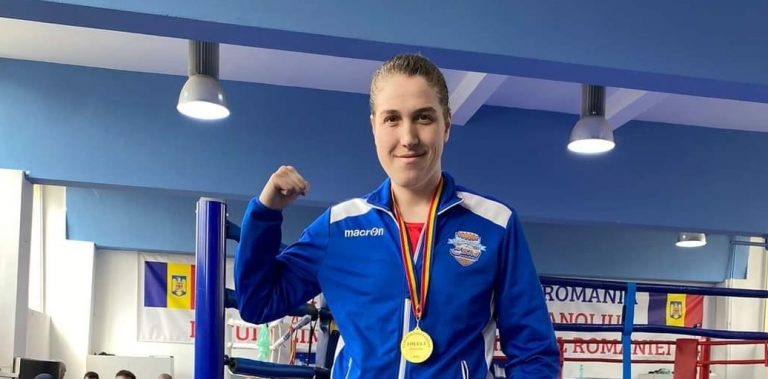 Read more about the article Mihaela Radu: „Parcă făcea parte din mine…”. De patru ori campioană națională la box