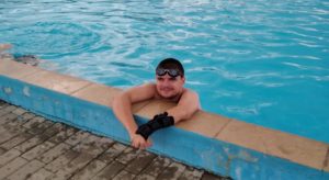 Read more about the article Radu Graor visează la Paralimpice și își trăiește viața fără să pretindă tratament special