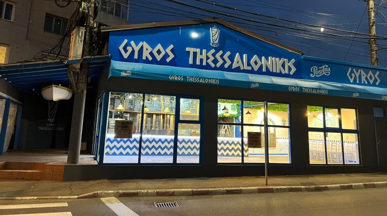 Read more about the article Franciza Gyros Thessalonikis a ajuns și la Târgoviște! Cu ce ne-am delectat