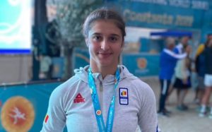 Read more about the article Simona, pe treapta de argint a podiumului Mondial  la lupte