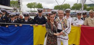 Read more about the article De 26 de ani, dâmbovițeanul Ion Tănase îi învață pe francezi dansurile populare românești