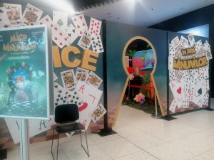 Read more about the article Țara Minunilor este la Dâmbovița Mall. Intrați în lumea fantastică a lui Alice!
