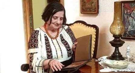 You are currently viewing Catrinel Lăzărescu Tănase, povestea unei târgoviștence de spiță veche și aleasă