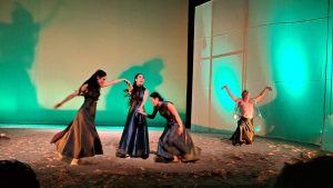 Read more about the article Actorii târgovișteni, aplaudați la scenă deschisă în Coreea de Sud