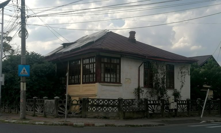 Read more about the article Tu știi care este cea mai veche casă cu arhitectură tradițională din Târgoviște?