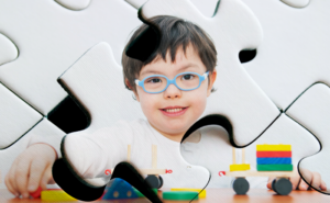 Read more about the article Târgoviște: Un nou centru social de anvergură pentru copiii cu Autism și Sindrom Down
