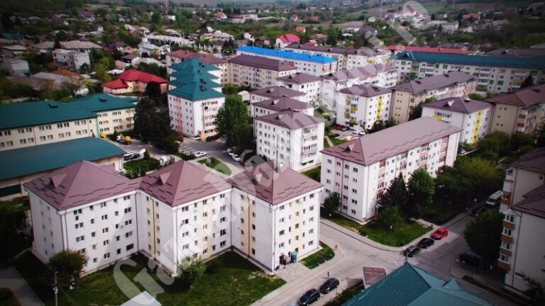Read more about the article Primăria Orașului Titu informează cetățenii – Urmează tratamente aviochimice