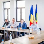 Antreprenorii din orașul Titu au participat la o întâlnire dedicată trecerii la CAEN Rev. 3
